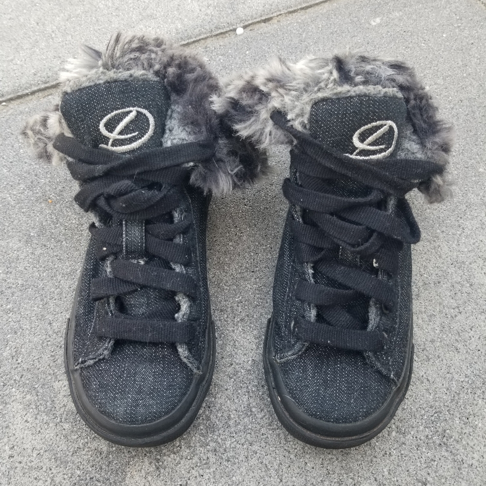 Diesel shoes  kids size  10